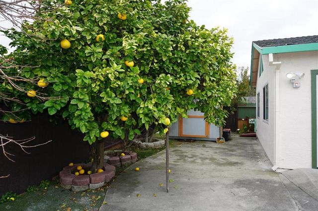 32262 Crest Lane, Union City, CA 94587