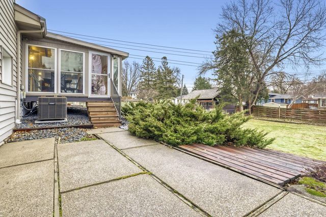 426 Emerson Avenue W, West Saint Paul, MN 55118