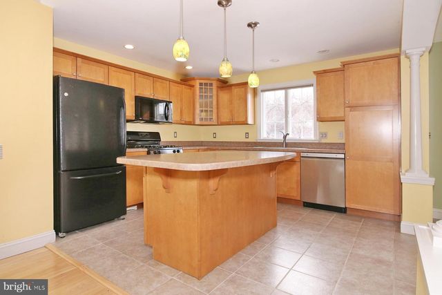 805 MOUNT WILSON ROAD, Lebanon, PA 17042