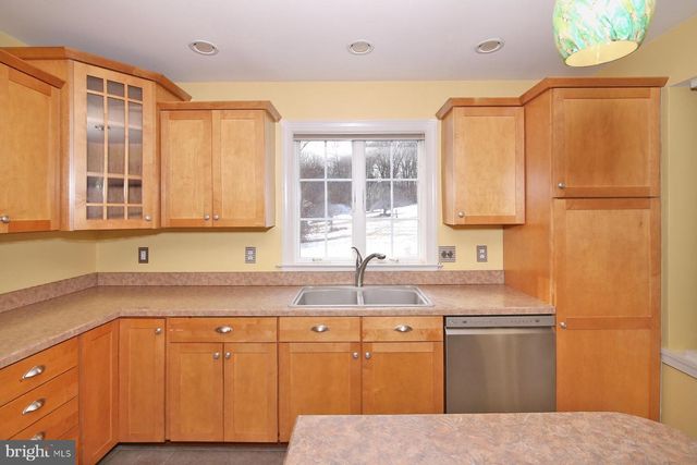 805 MOUNT WILSON ROAD, Lebanon, PA 17042