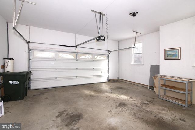 805 MOUNT WILSON ROAD, Lebanon, PA 17042