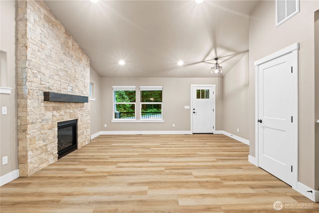11 Tumbling Water Drive, Bellingham, WA 98229