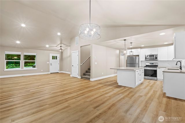11 Tumbling Water Drive, Bellingham, WA 98229