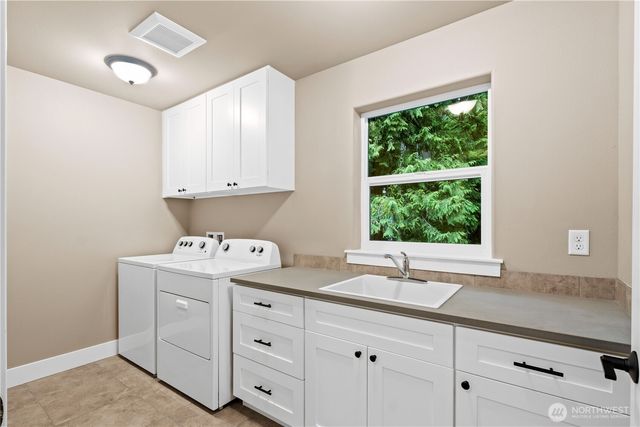 11 Tumbling Water Drive, Bellingham, WA 98229
