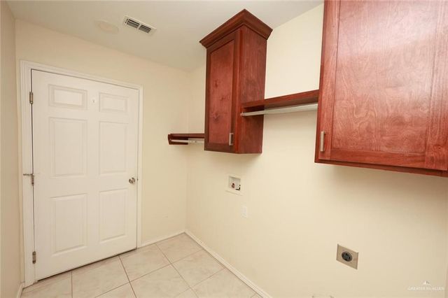 1437 S Ohio Avenue, Mercedes, TX 78570