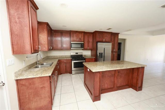 1437 S Ohio Avenue, Mercedes, TX 78570