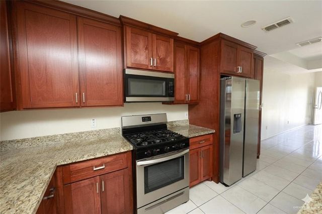 1437 S Ohio Avenue, Mercedes, TX 78570