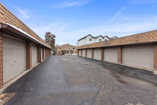 404 Melrose Avenue 103, Glen Ellyn, IL 60137