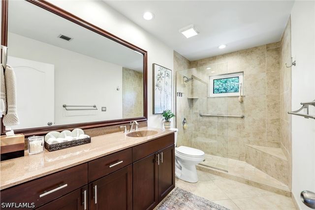 785 Willow CT, Marco Island, FL 34145