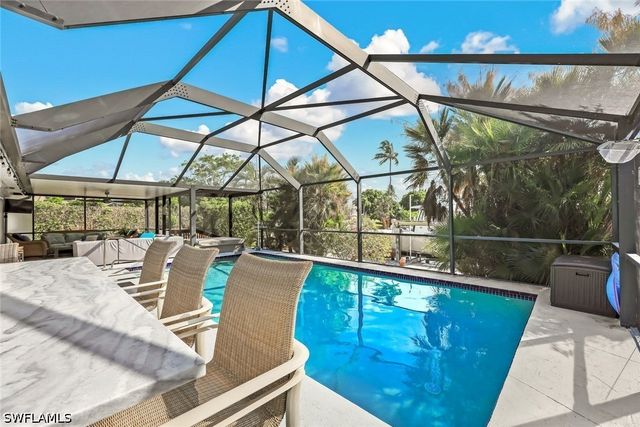 785 Willow CT, Marco Island, FL 34145