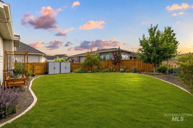 11729 N 11th Way, Boise, ID 83714