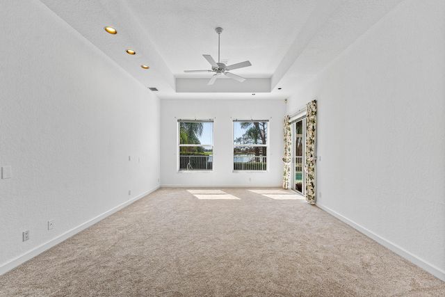 4 Sutton Drive, Boynton Beach, FL 33436