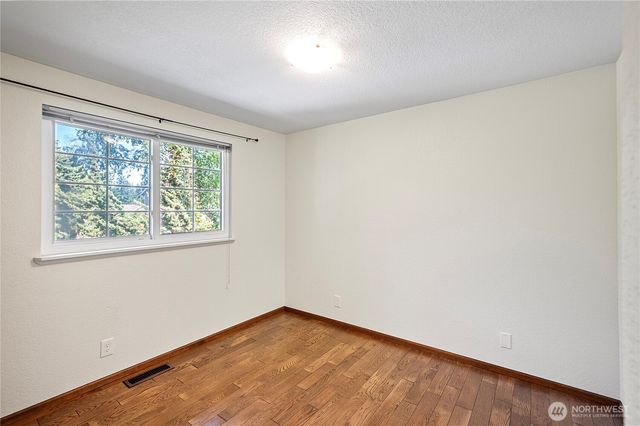 10122 50th Place W, Mukilteo, WA 98275