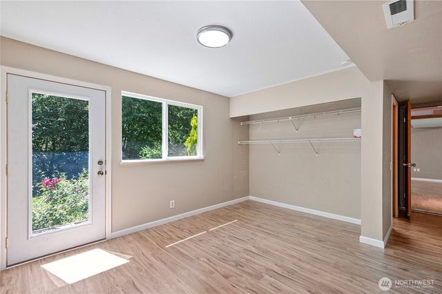 10122 50th Place W, Mukilteo, WA 98275