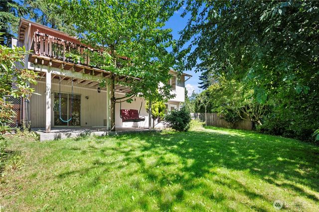 10122 50th Place W, Mukilteo, WA 98275