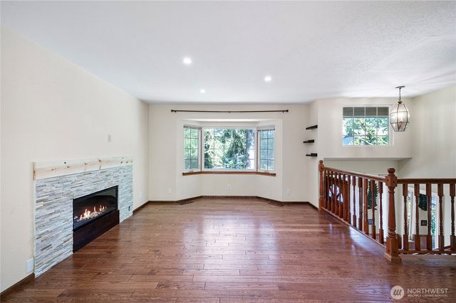 10122 50th Place W, Mukilteo, WA 98275