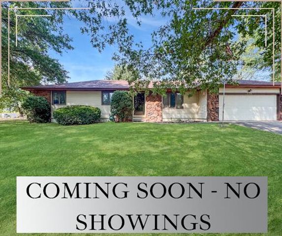 206 E Cawlfield Street, Ash Grove, MO 65604