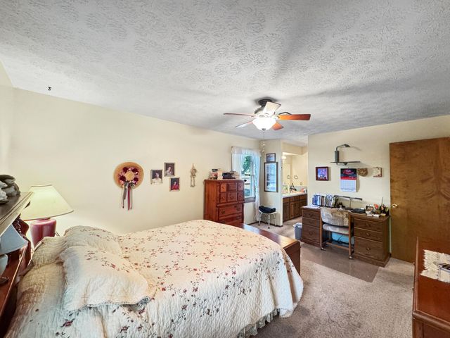 206 E Cawlfield Street, Ash Grove, MO 65604