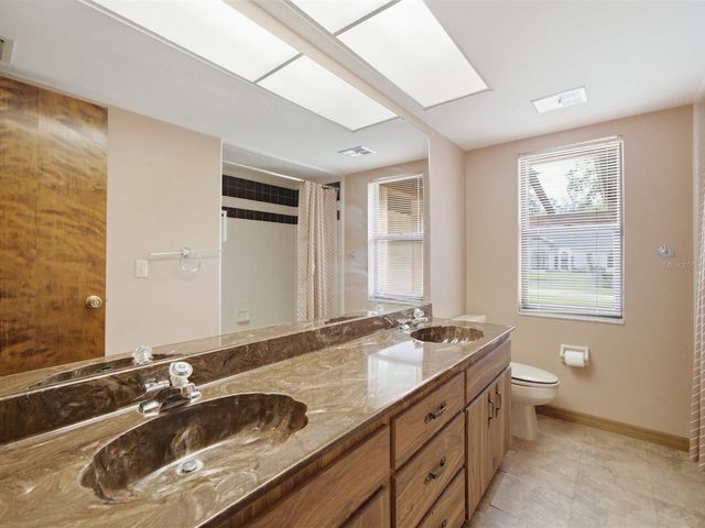 4 REDBAY COURT E, Homosassa, FL 34446