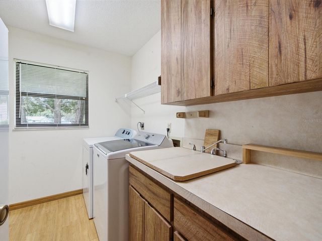 4 REDBAY COURT E, Homosassa, FL 34446