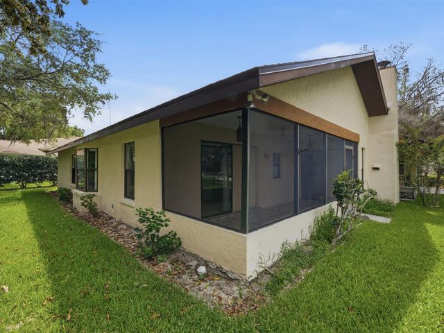 4 REDBAY COURT E, Homosassa, FL 34446