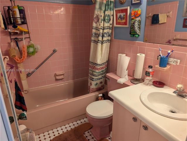 15610 NE 6th Ave 23C, Miami, FL 33162