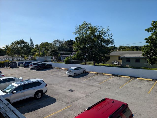 15610 NE 6th Ave 23C, Miami, FL 33162