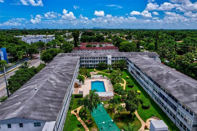 15610 NE 6th Ave 23C, Miami, FL 33162