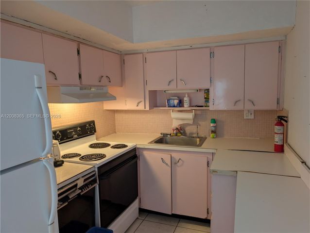 15610 NE 6th Ave 23C, Miami, FL 33162