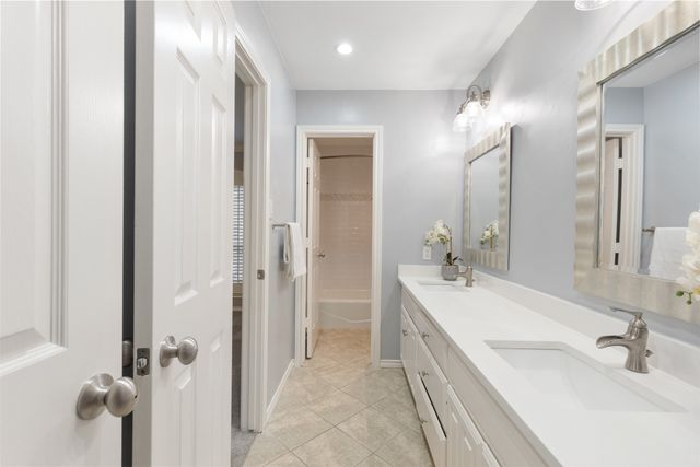 9604 Robin Meadow Drive, Dallas, TX 75243