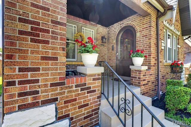 6718 Oleatha Avenue, St Louis, MO 63139