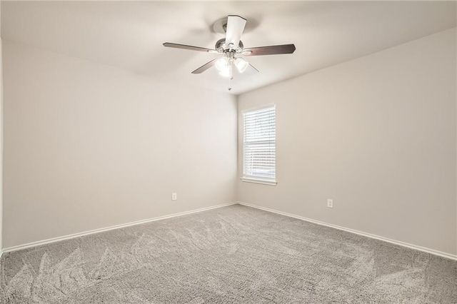 612 Copper CT, Jarrell, TX 76537