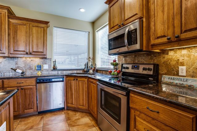 10040 Brinwood Drive, Wills Point, TX 75169