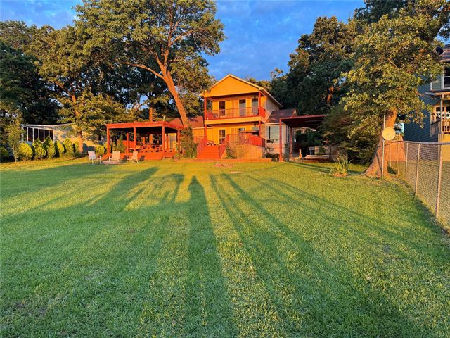 10040 Brinwood Drive, Wills Point, TX 75169