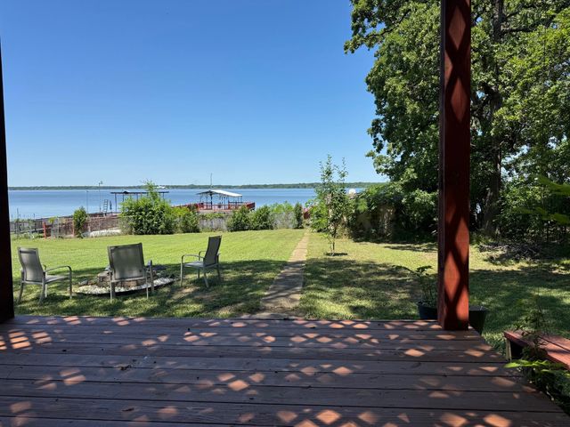 10040 Brinwood Drive, Wills Point, TX 75169