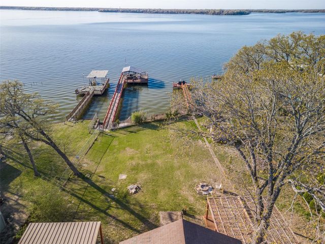 10040 Brinwood Drive, Wills Point, TX 75169