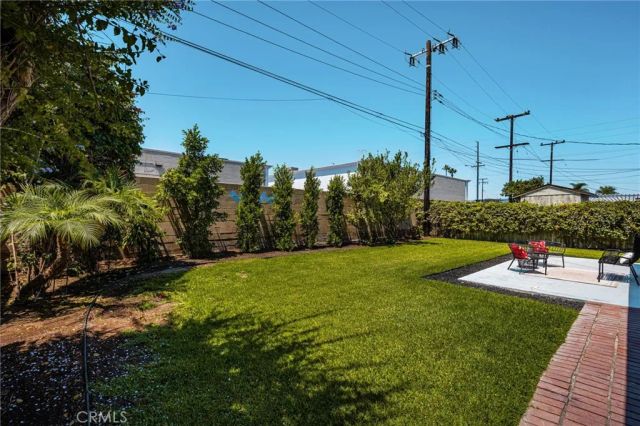 20031 Shorewood Circle, Huntington Beach, CA 92646