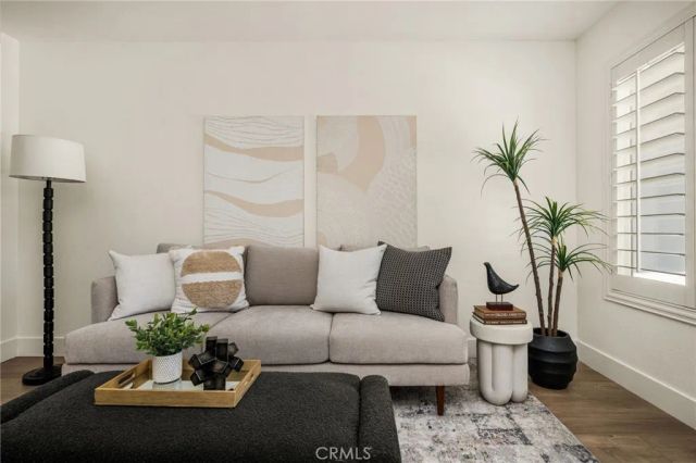 20031 Shorewood Circle, Huntington Beach, CA 92646