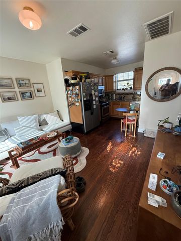 1313 Delano ST, Austin, TX 78721