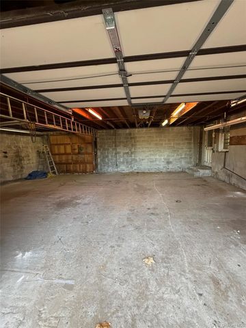 6004 NETHERLAND Avenue, Bronx, NY 10471