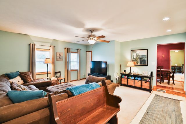 2775 HRINDA Drive, Erie, PA 16506