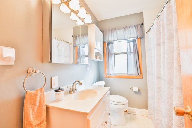 2775 HRINDA Drive, Erie, PA 16506