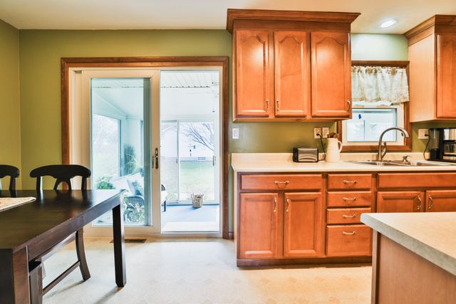 2775 HRINDA Drive, Erie, PA 16506