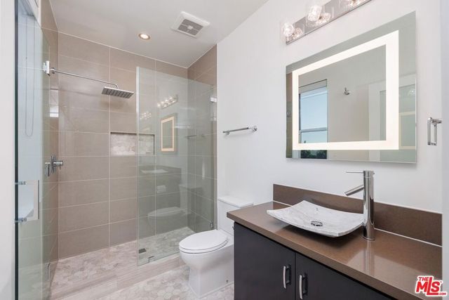 11698 Picturesque Drive, Studio City, CA 91604