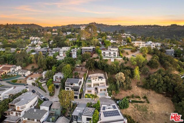 11698 Picturesque Drive, Studio City, CA 91604