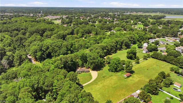 16 Dashiell DR, Smithfield, VA 23430