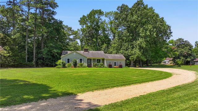 16 Dashiell DR, Smithfield, VA 23430