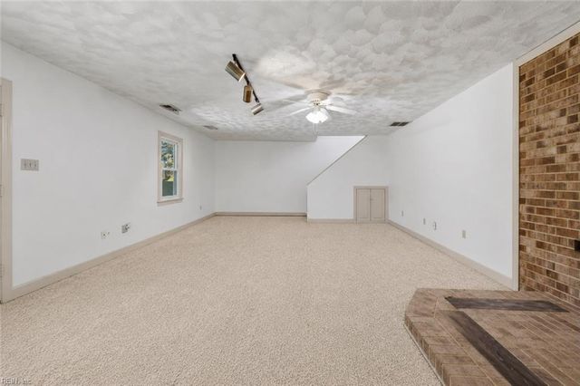16 Dashiell DR, Smithfield, VA 23430