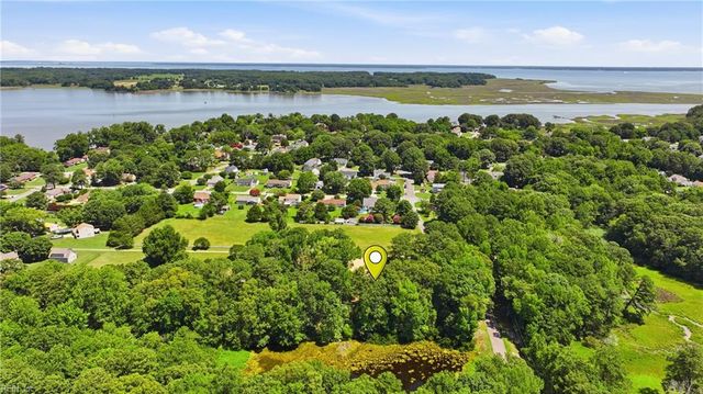 16 Dashiell DR, Smithfield, VA 23430
