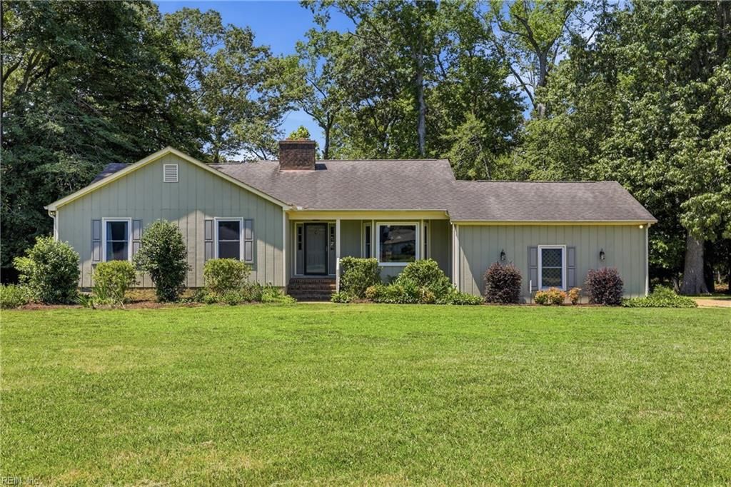 16 Dashiell DR, Smithfield, VA 23430
